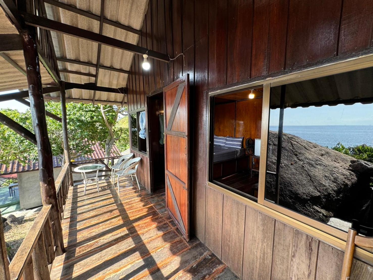 Char Bungalows Тау Экстерьер фото